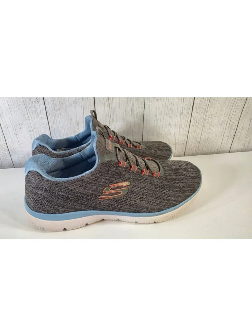 SKECHERS SUMMITS FUN FLAIR GRAY SLIP ON SNEAKERS WOMEN ATHLETIC RUNNING SHOES 9